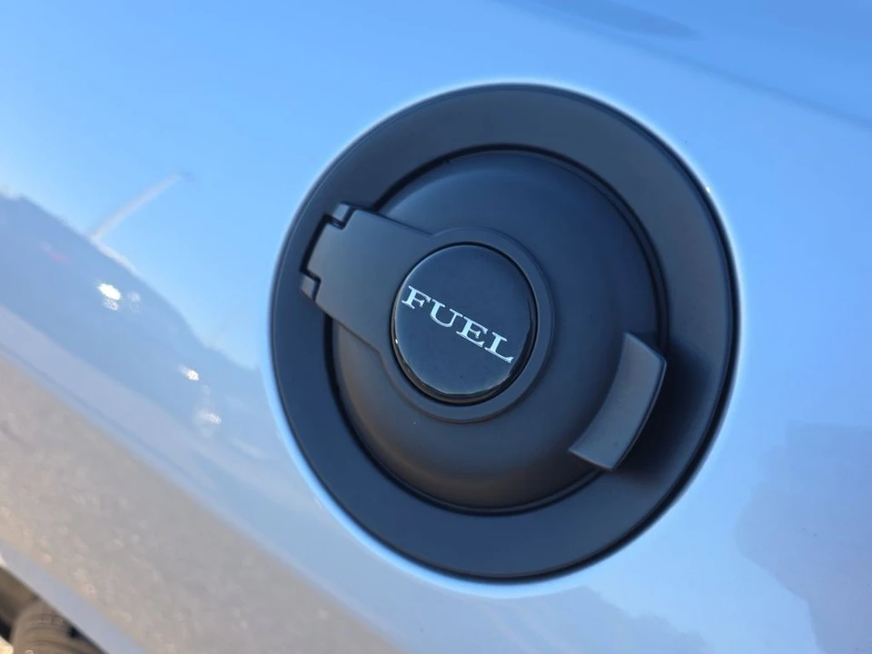 2023 Dodge Challenger 3rd Gen - Image 8 of 12