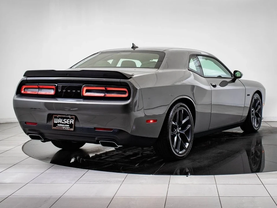 2023 Dodge Challenger 3rd Gen - Image 10 of 21