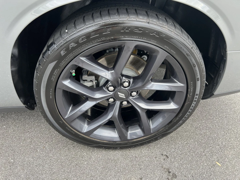 2023 Dodge Challenger 3rd Gen - Image 10 of 21