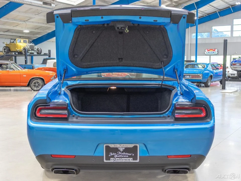 2023 Dodge Challenger 3rd Gen - Image 16 of 24