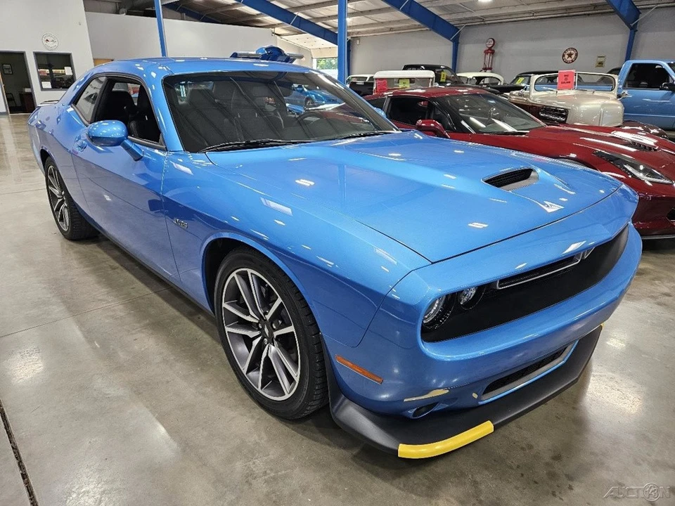 2023 Dodge Challenger 3rd Gen - Image 3 of 13