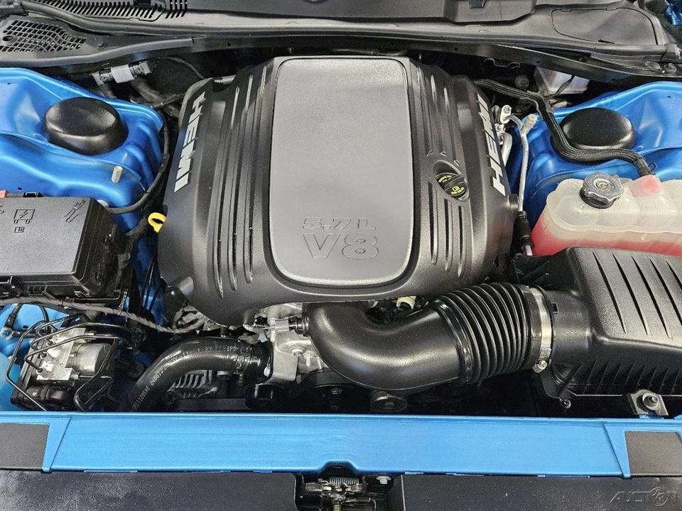 2023 Dodge Challenger 3rd Gen - Image 9 of 13