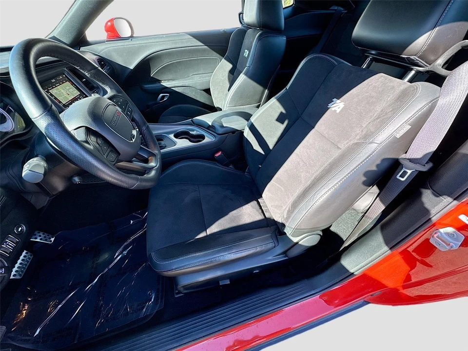 2023 Dodge Challenger 3rd Gen - Image 19 of 21