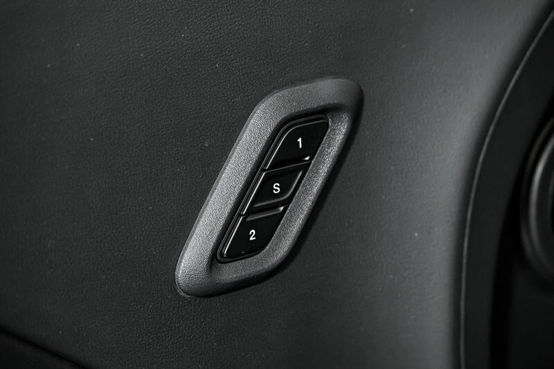 2023 Dodge Challenger 3rd Gen - Image 14 of 30