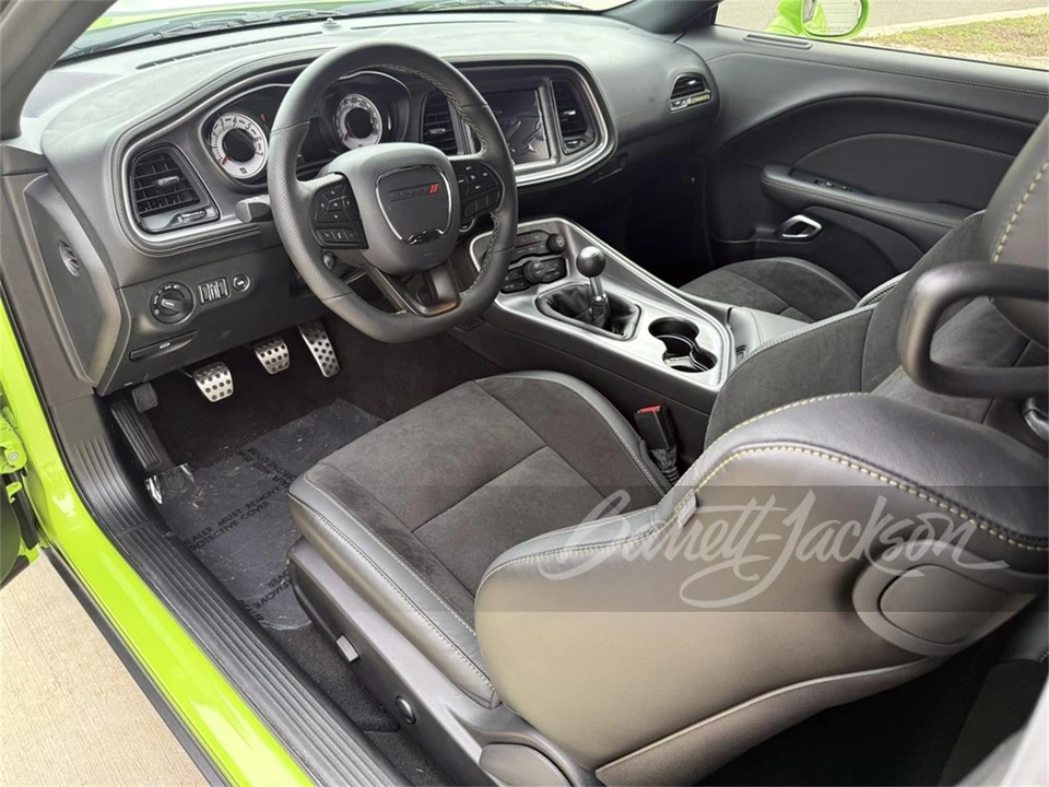 2023 Dodge Challenger 3rd Gen - Image 4 of 5