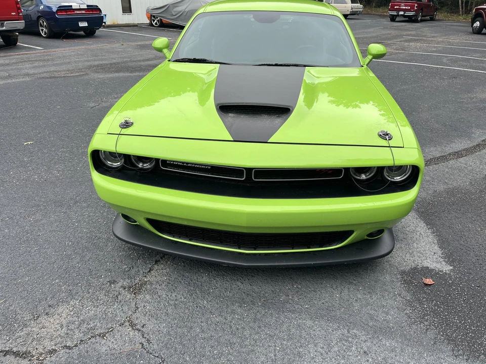 2023 Dodge Challenger 3rd Gen - Image 3 of 31