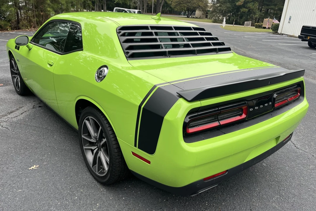 2023 Dodge Challenger 3rd Gen - Image 8 of 31