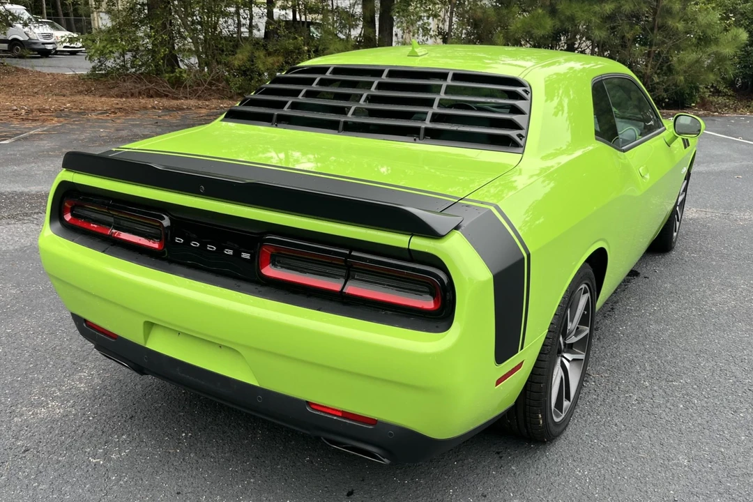 2023 Dodge Challenger 3rd Gen - Image 12 of 31