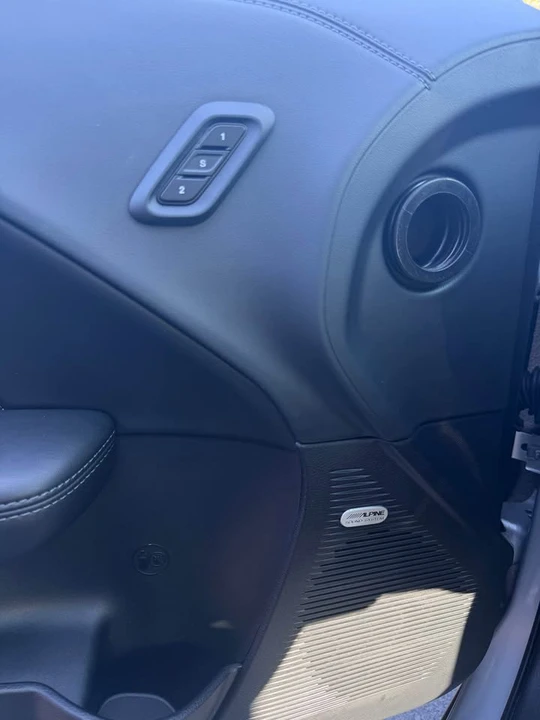 2023 Dodge Challenger 3rd Gen - Image 4 of 10