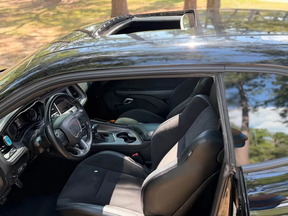 2023 Dodge Challenger 3rd Gen - Image 9 of 10
