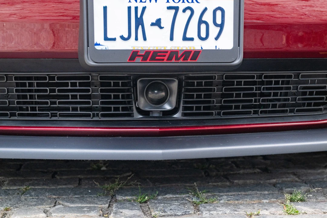 2023 Dodge Challenger 3rd Gen - Image 25 of 31