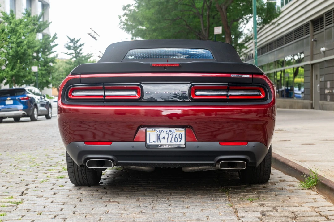 2023 Dodge Challenger 3rd Gen - Image 15 of 31