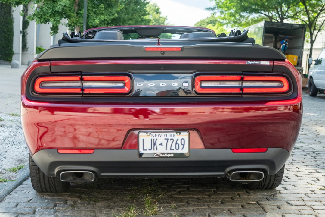 2023 Dodge Challenger 3rd Gen - Image 8 of 31