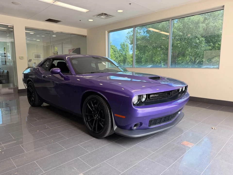 2023 Dodge Challenger 3rd Gen - Image 5 of 12