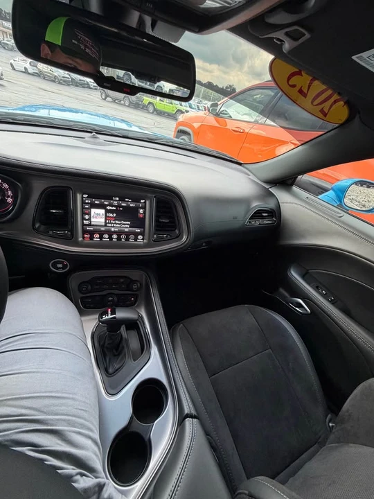 2023 Dodge Challenger 3rd Gen - Image 10 of 11