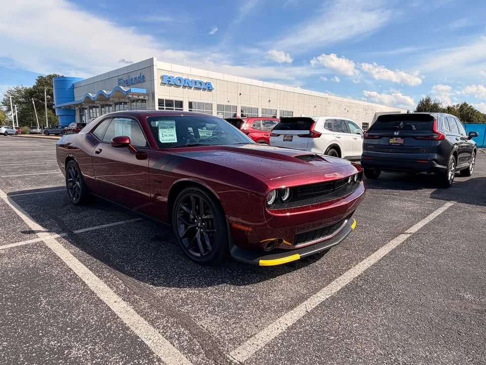 2023 Dodge Challenger 3rd Gen - Image 3 of 15
