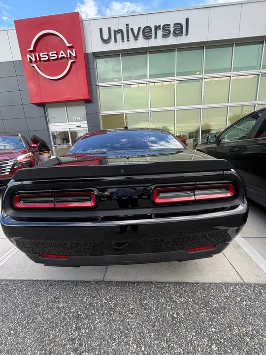 2023 Dodge Challenger 3rd Gen - Image 6 of 10