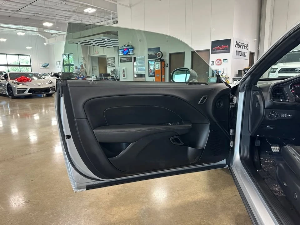 2023 Dodge Challenger 3rd Gen - Image 10 of 20