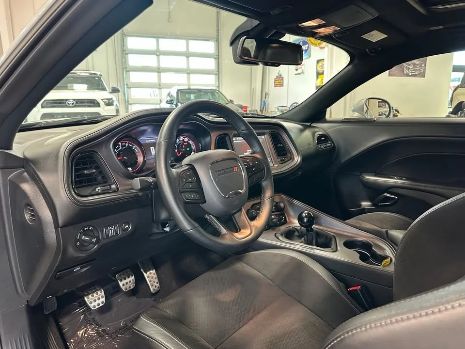 2023 Dodge Challenger 3rd Gen - Image 16 of 20