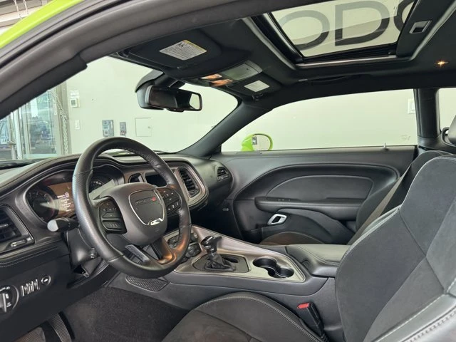 2023 Dodge Challenger 3rd Gen - Image 15 of 20