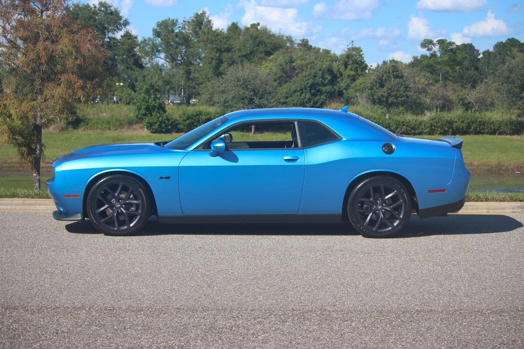 2023 Dodge Challenger 3rd Gen - Image 2 of 31