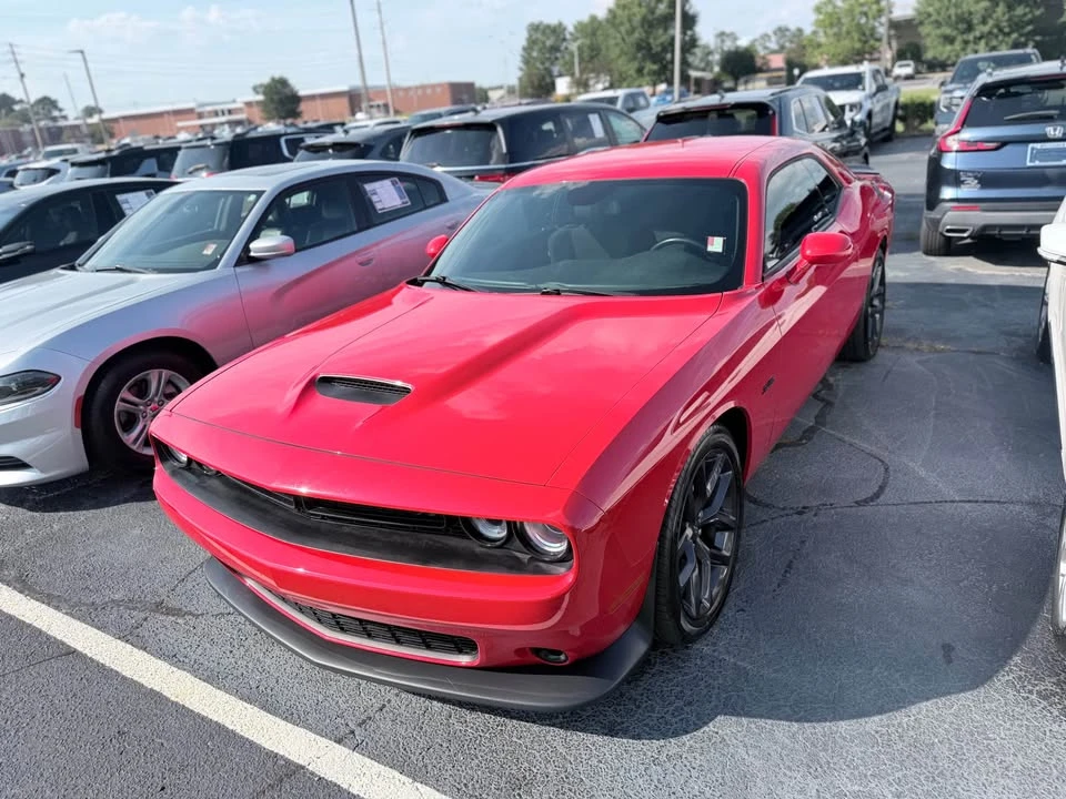 2023 Dodge Challenger 3rd Gen - Image 10 of 17