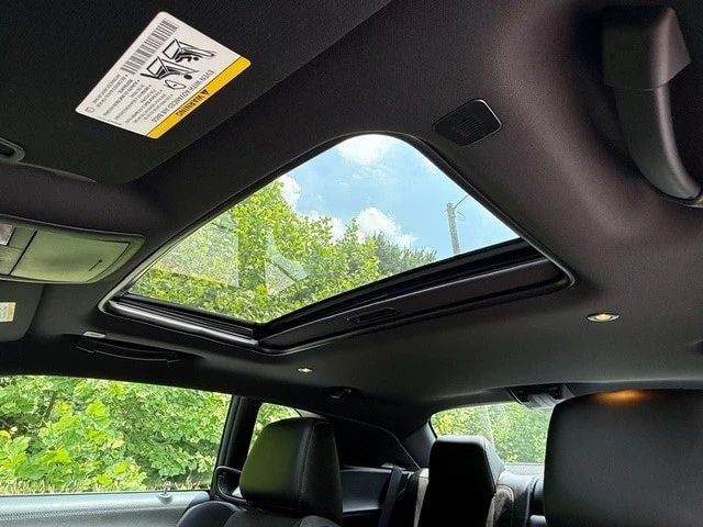 2023 Dodge Challenger 3rd Gen - Image 26 of 30