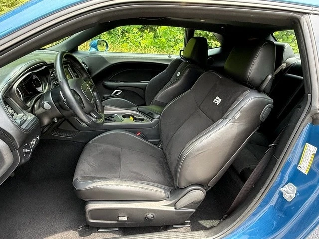 2023 Dodge Challenger 3rd Gen - Image 10 of 30
