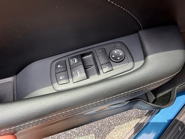2023 Dodge Challenger 3rd Gen - Image 12 of 30
