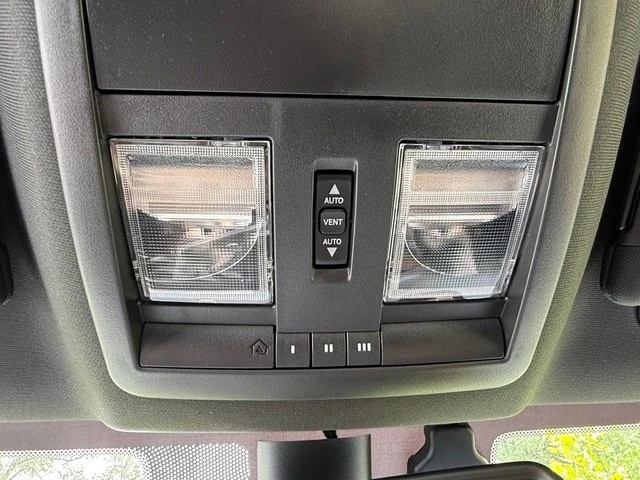 2023 Dodge Challenger 3rd Gen - Image 25 of 30