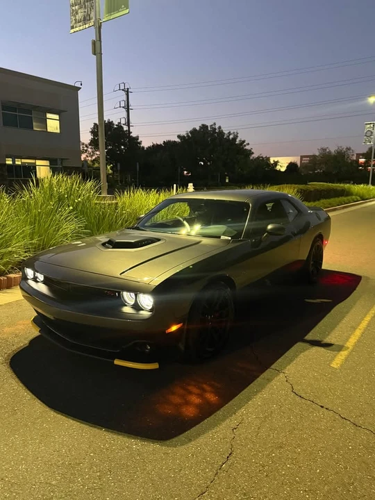 2023 Dodge Challenger 3rd Gen - Image 2 of 9