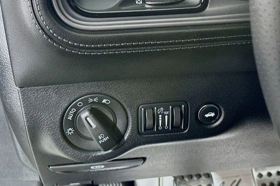 2023 Dodge Challenger 3rd Gen - Image 13 of 20