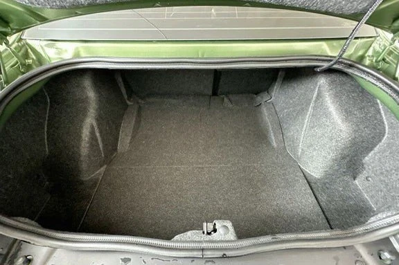 2023 Dodge Challenger 3rd Gen - Image 7 of 20
