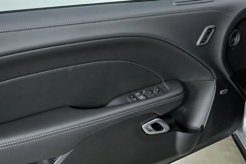 2023 Dodge Challenger SRT8 & 392 3rd Gen - Image 18 of 31