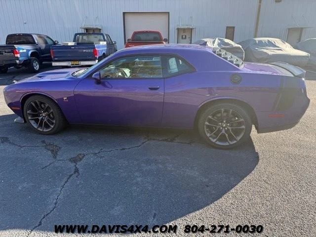 2023 Dodge Challenger SRT8 & 392 3rd Gen - Image 7 of 12