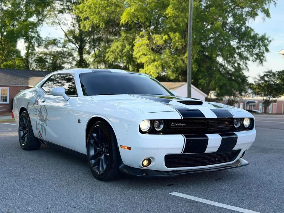 2023 Dodge Challenger SRT8 & 392 3rd Gen - Image 2 of 11