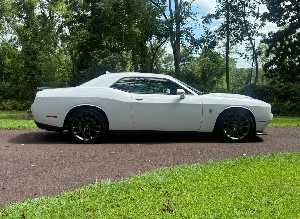 2023 Dodge Challenger SRT8 & 392 3rd Gen - Image 4 of 9