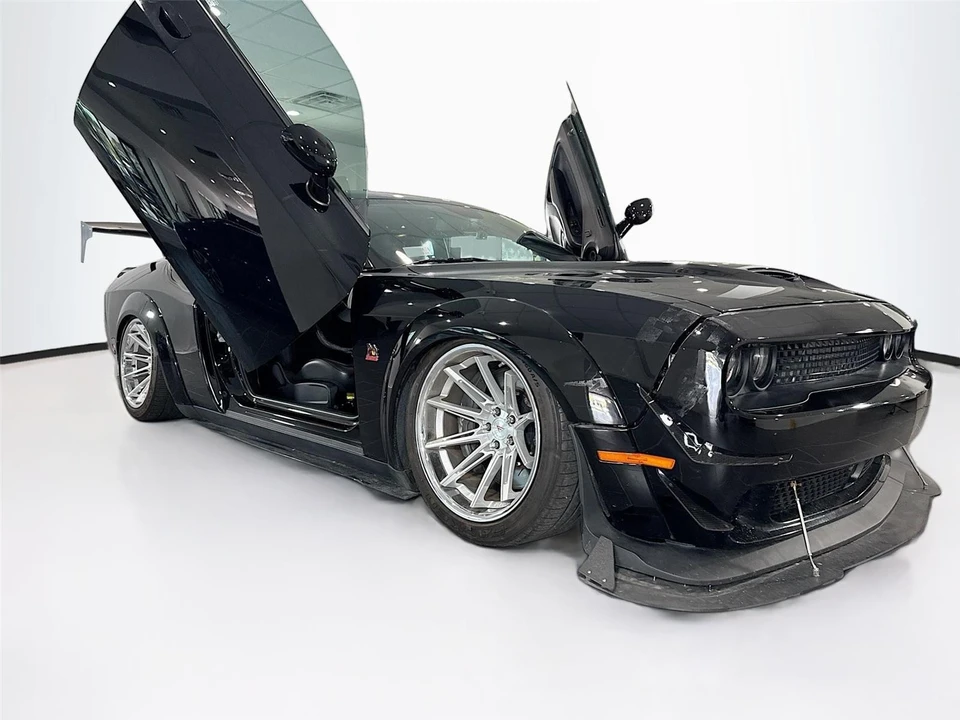 2023 Dodge Challenger SRT8 & 392 3rd Gen - Image 12 of 13