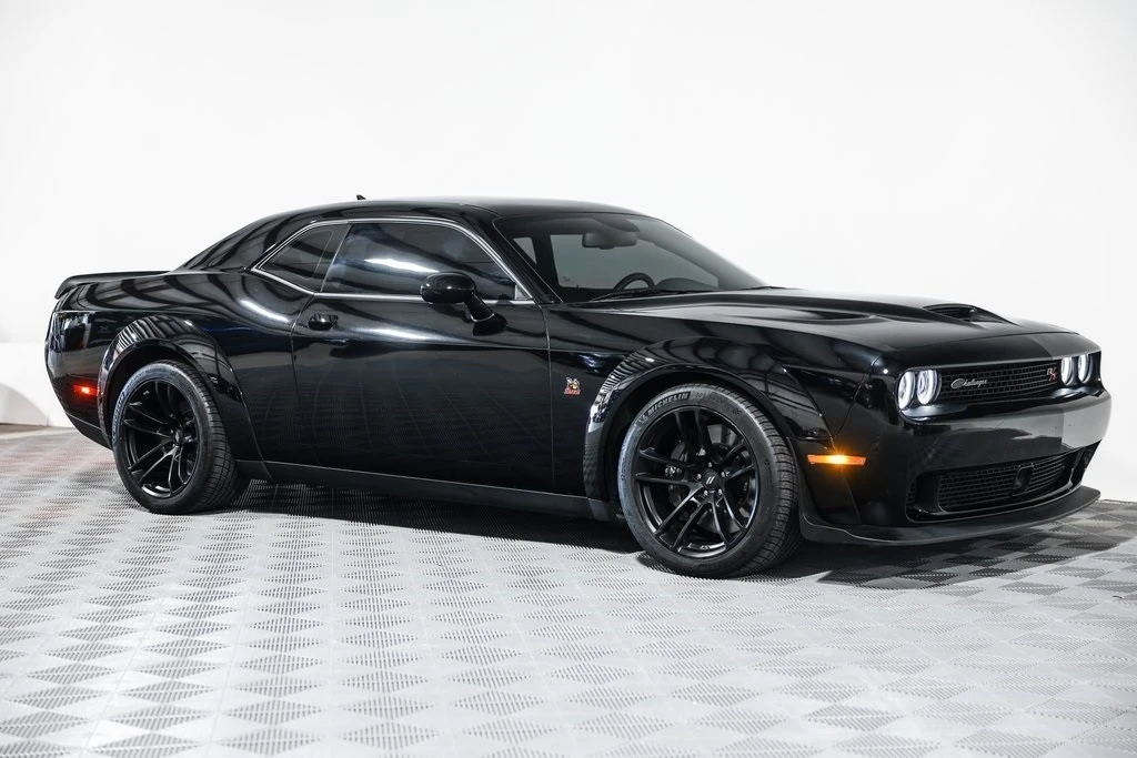 2023 Dodge Challenger SRT8 & 392 3rd Gen - Image 4 of 21
