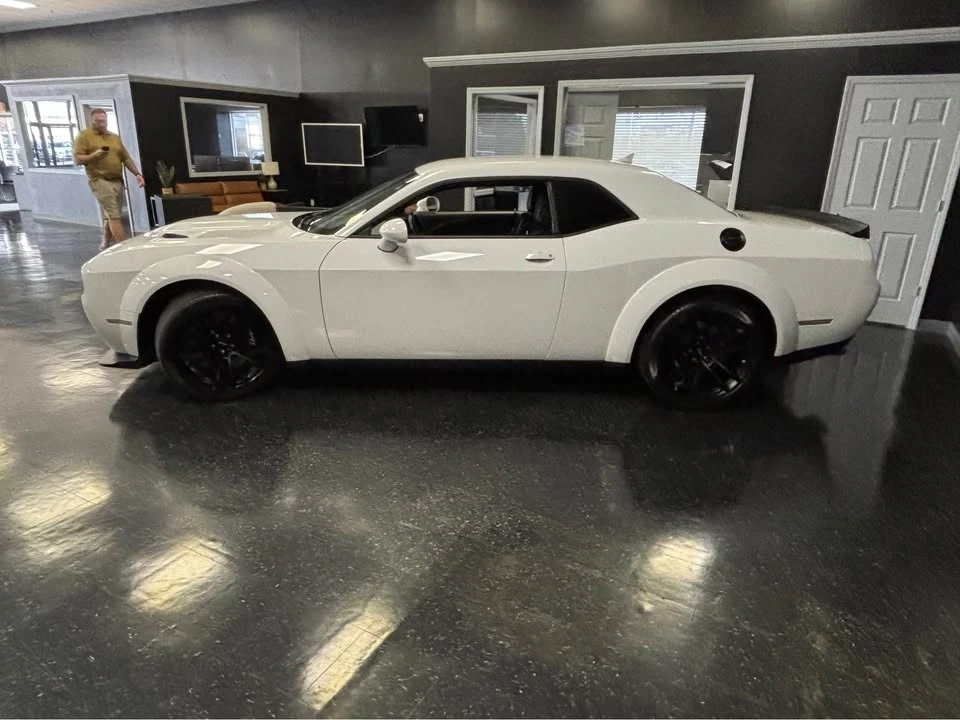 2023 Dodge Challenger SRT8 & 392 3rd Gen - Image 4 of 8