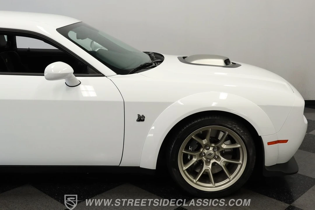 2023 Dodge Challenger SRT8 & 392 3rd Gen - Image 29 of 31