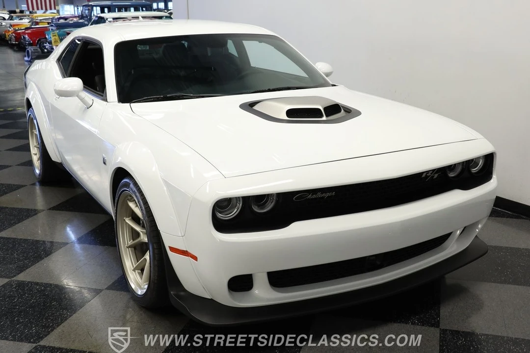 2023 Dodge Challenger SRT8 & 392 3rd Gen - Image 15 of 31