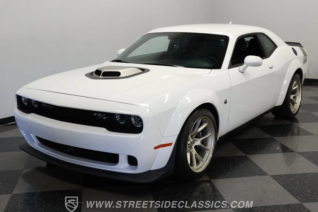 2023 Dodge Challenger SRT8 & 392 3rd Gen - Image 18 of 31