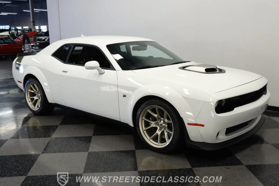 2023 Dodge Challenger SRT8 & 392 3rd Gen - Image 14 of 31