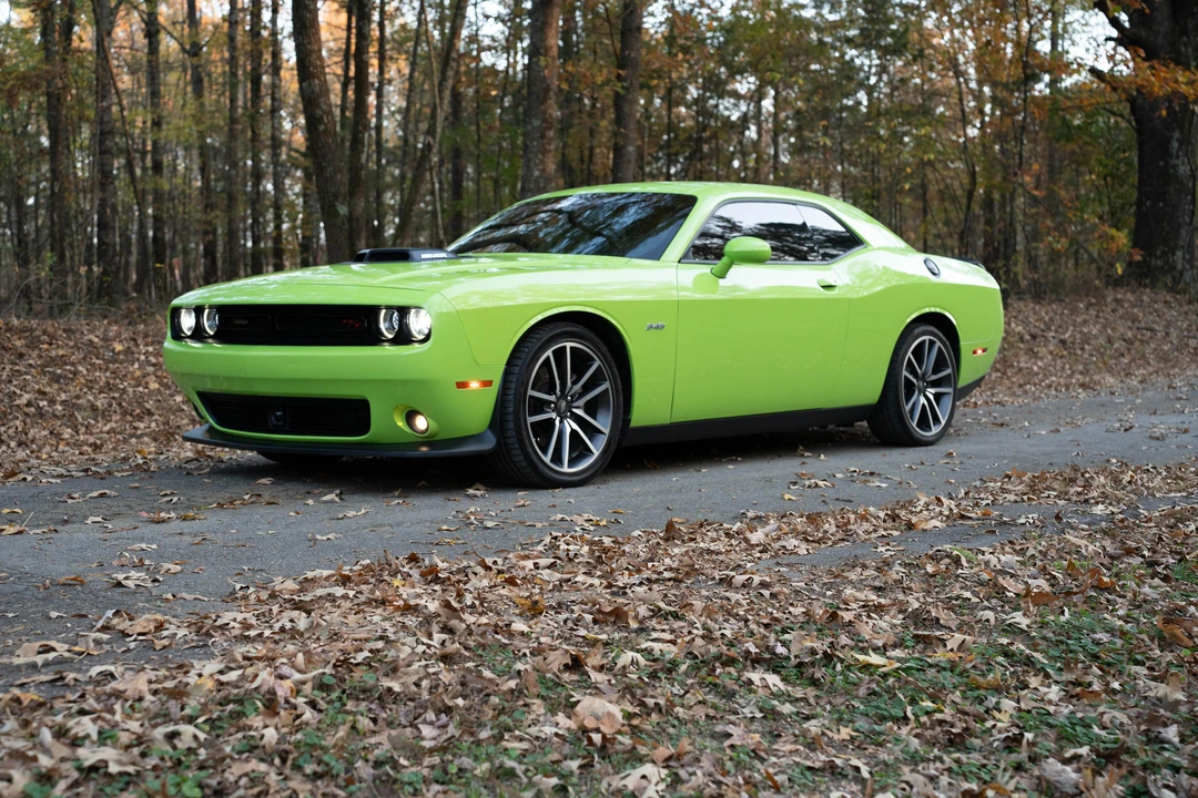 2023 Dodge Challenger 3rd Gen - Image 9 of 31