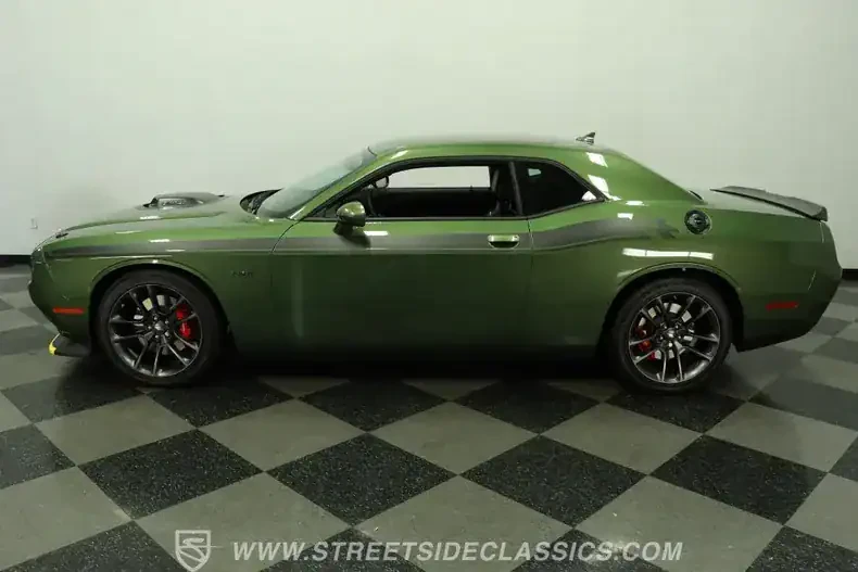 2023 Dodge Challenger 3rd Gen - Image 20 of 29