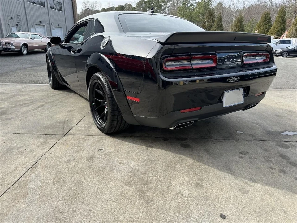 2023 Dodge Challenger SRT Hellcat 3rd Gen - Image 11 of 15