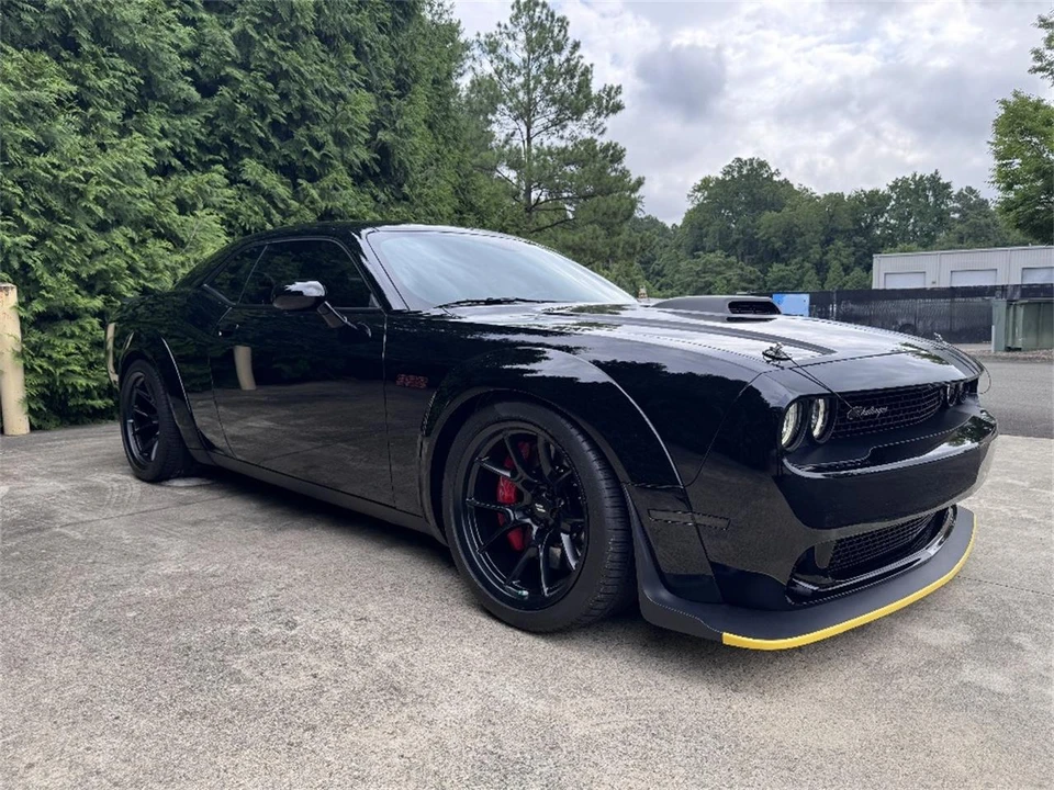 2023 Dodge Challenger SRT Hellcat 3rd Gen - Image 2 of 15