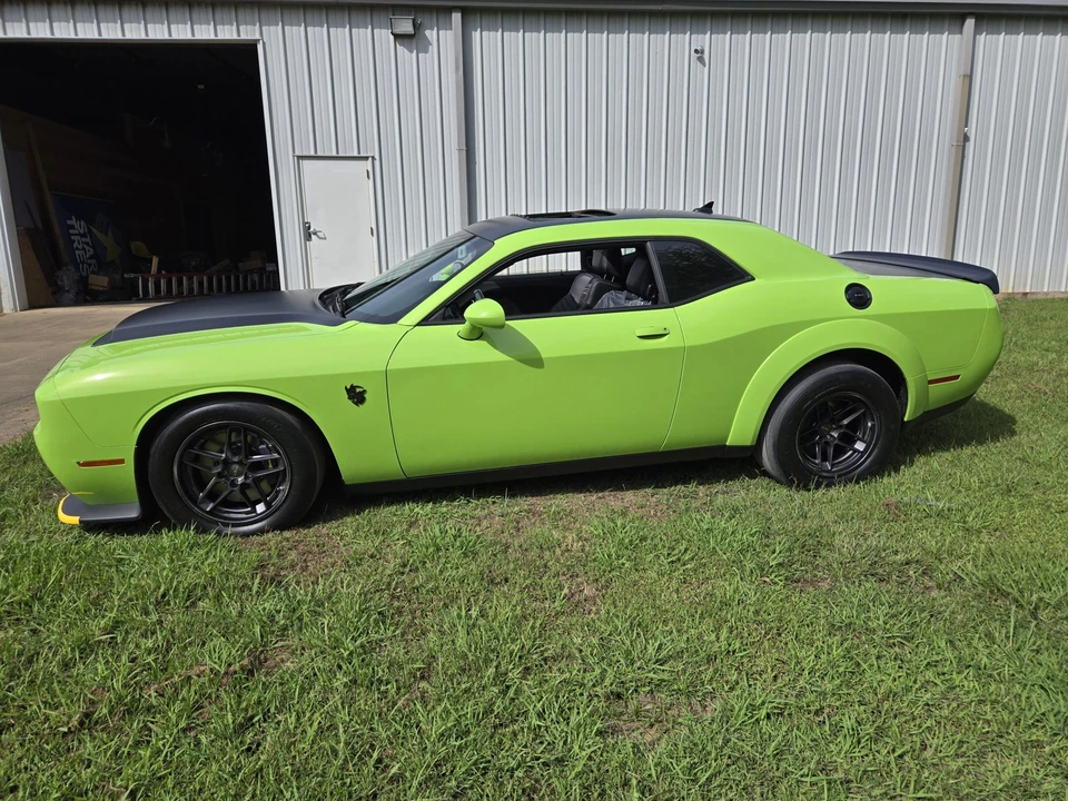 2023 Dodge Challenger SRT Demon & Super Stock 3rd Gen - Image 9 of 31
