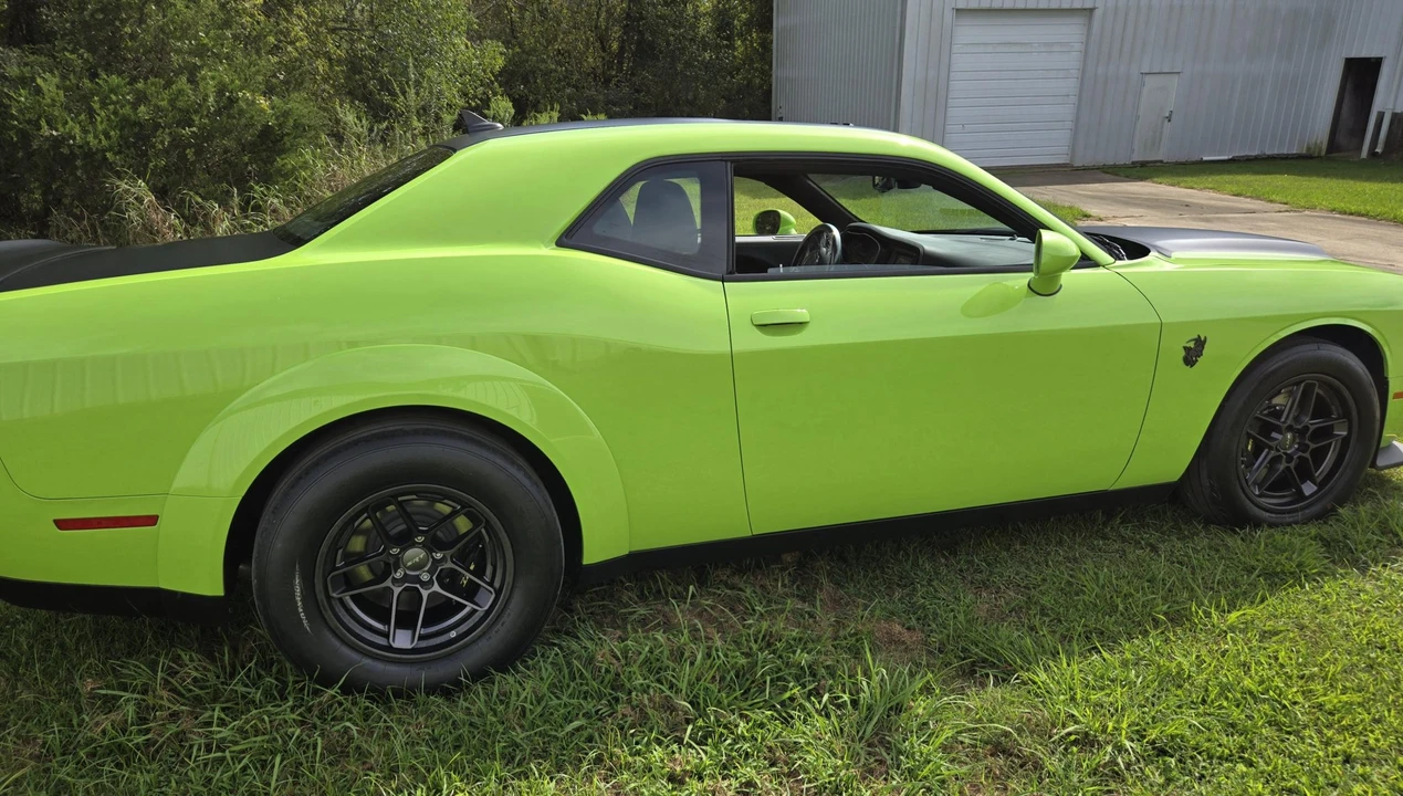 2023 Dodge Challenger SRT Demon & Super Stock 3rd Gen - Image 29 of 31